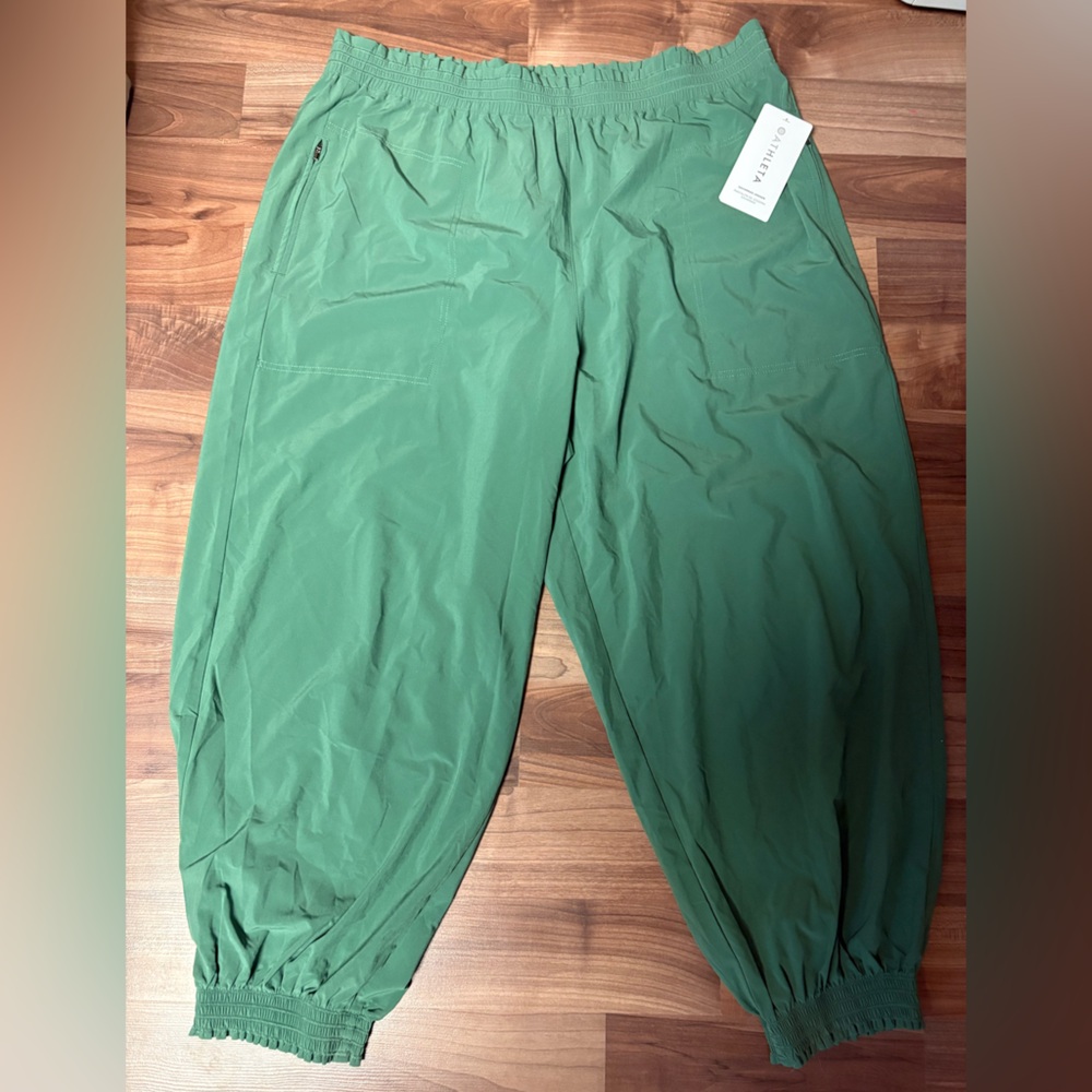 Athleta Women's Green Savannah Jogger Elastic Waist Pants Size 20 Gorpcore NWT